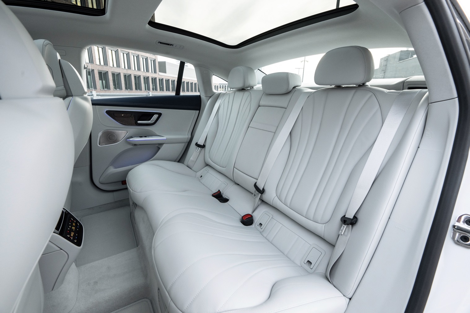 Mercedes EQE rear seats, white leather and sunroof